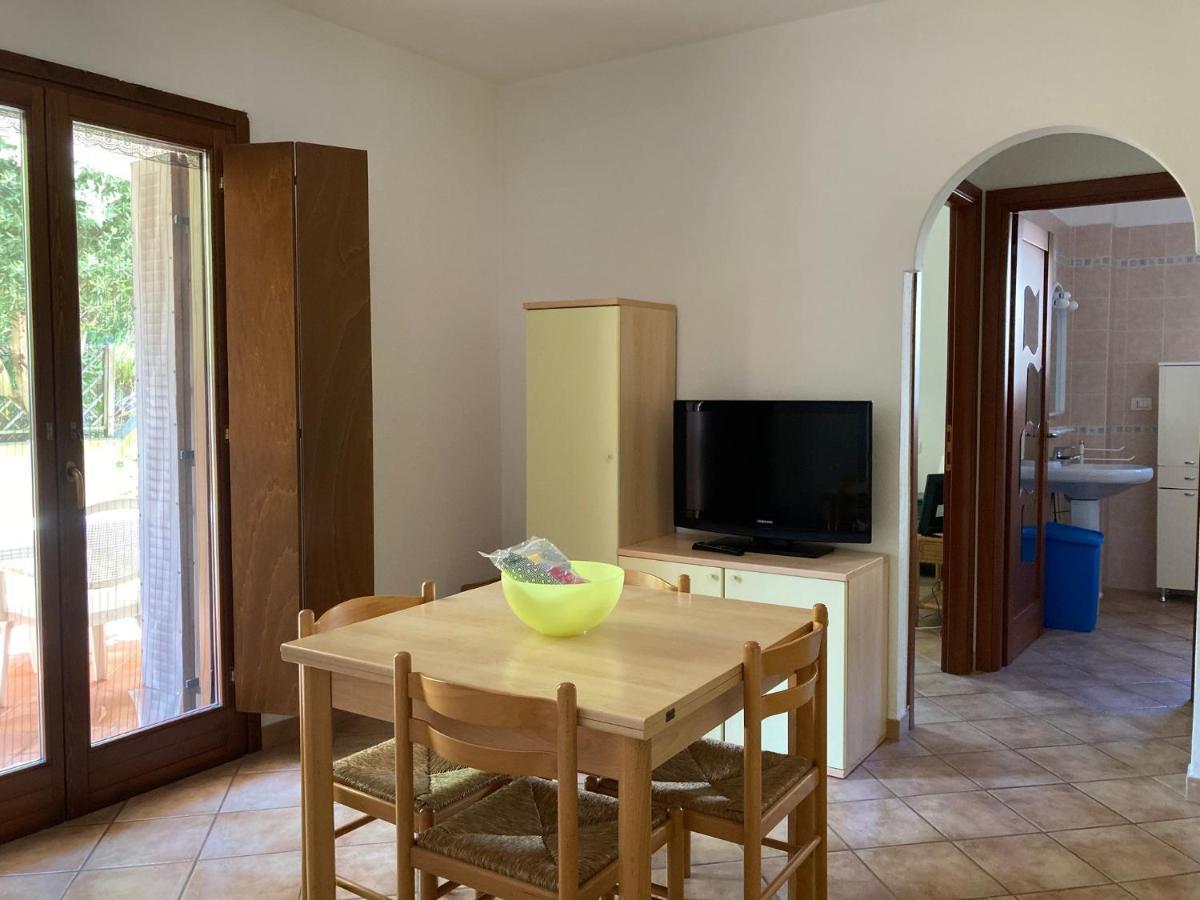 Residence Olimpo Santa Teresa Gallura Kültér fotó