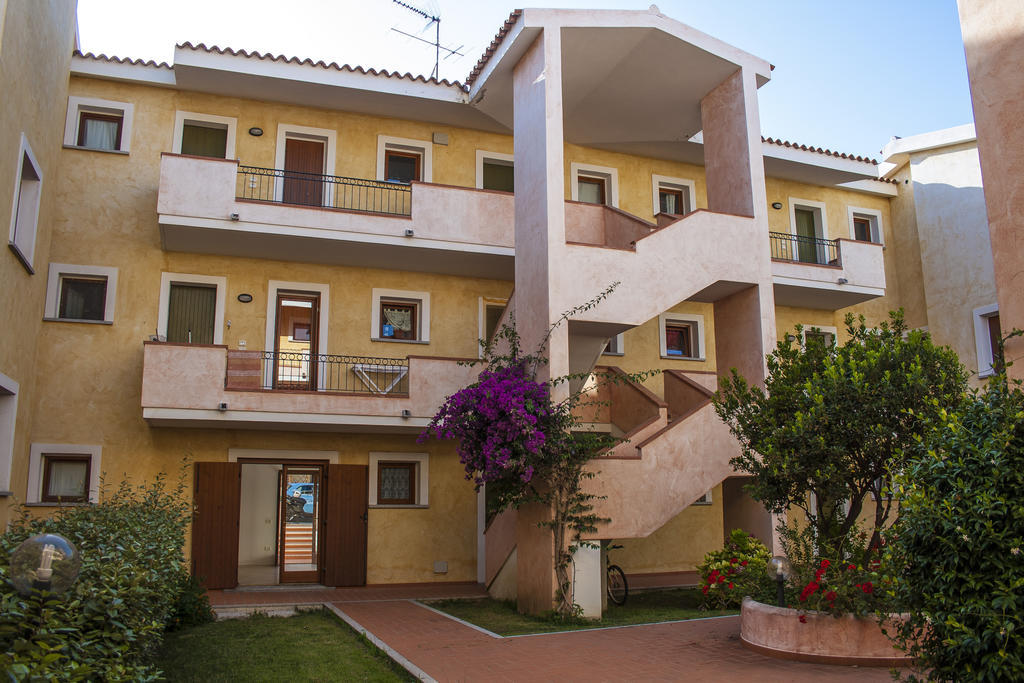 Residence Olimpo Santa Teresa Gallura Kültér fotó