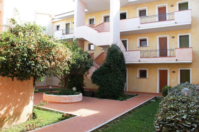 Residence Olimpo Santa Teresa Gallura Kültér fotó